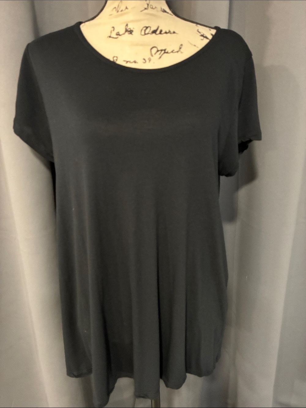 Everyday Black Scoop-Neck Tunic